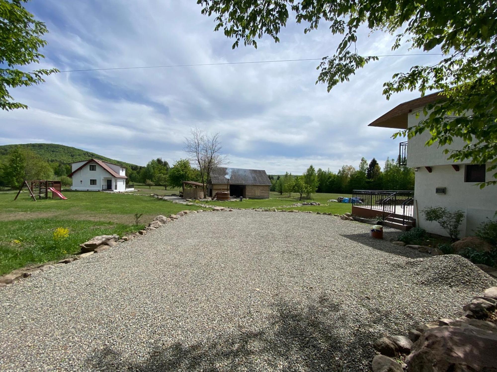 Holiday Nature House Izvoare  Extérieur photo